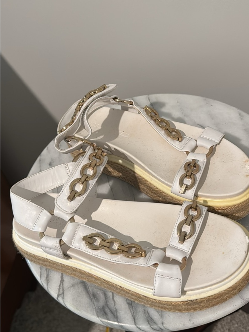 Karl lagerfeld 7 White Platform Chain-Accent Women's Sandals